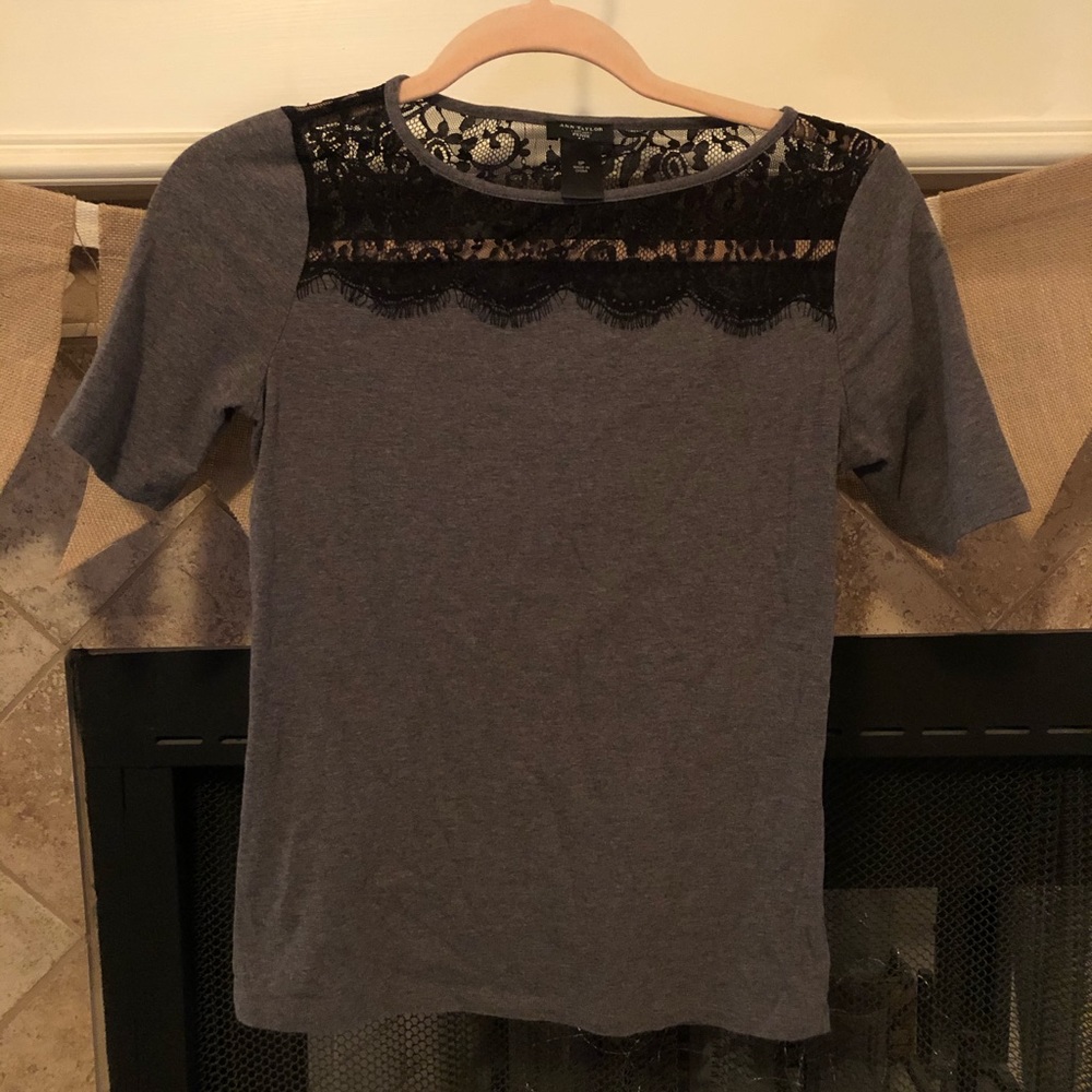 Ann Taylor gray top with black lace detail
